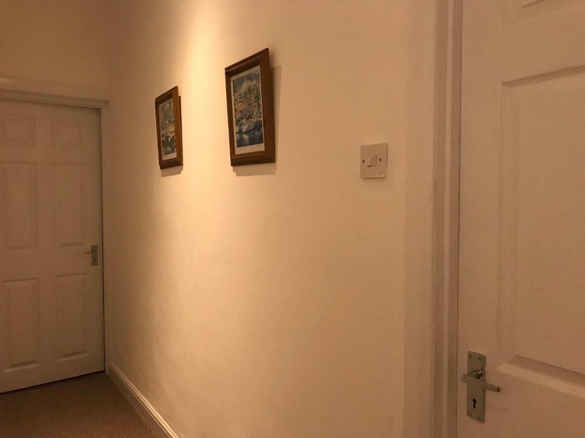 Beautiful Home, 3 Bedroom House Near Alton Towers, Wedgwood Museum, Universities Newcastle-under-Lyme Buitenkant foto